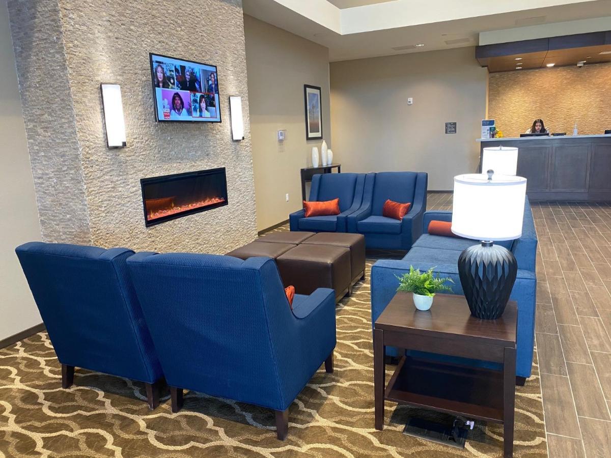 Comfort Suites Midland West Exterior photo