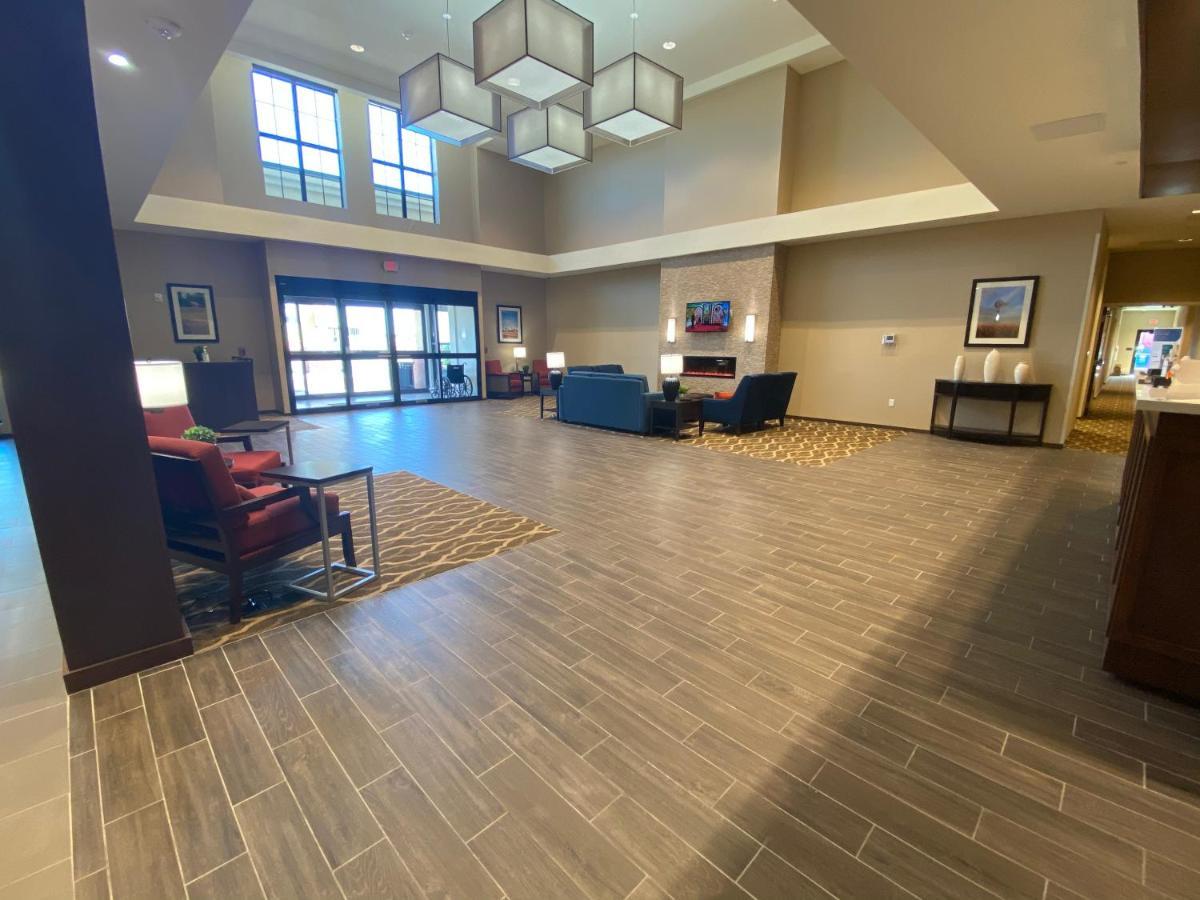Comfort Suites Midland West Exterior photo